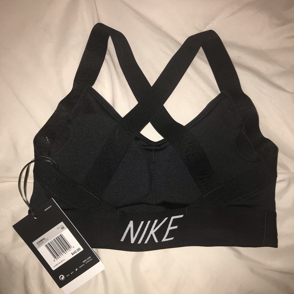 nike sports bra - Picture 2 of 2
